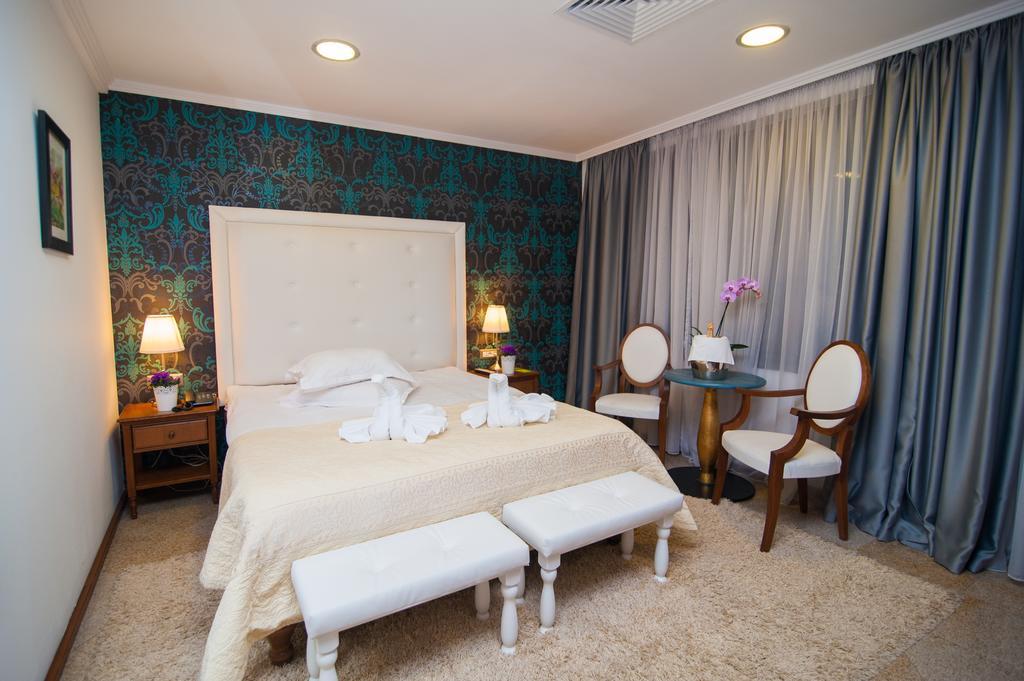 Dbh Bucharest Hotel Eksteriør billede