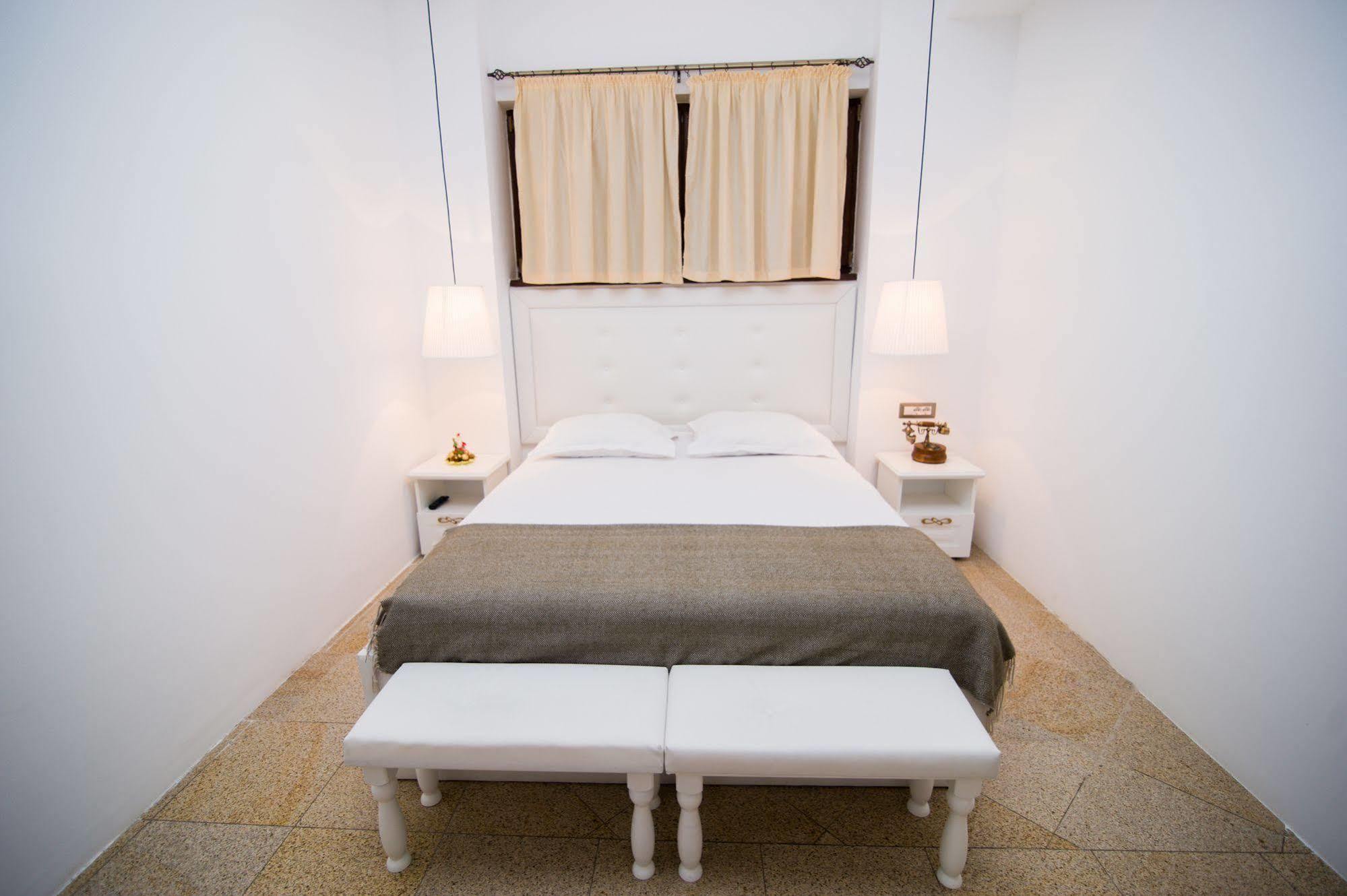 Dbh Bucharest Hotel Eksteriør billede